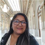 Egresado de carrera universitaria ADE y máster Finanzas